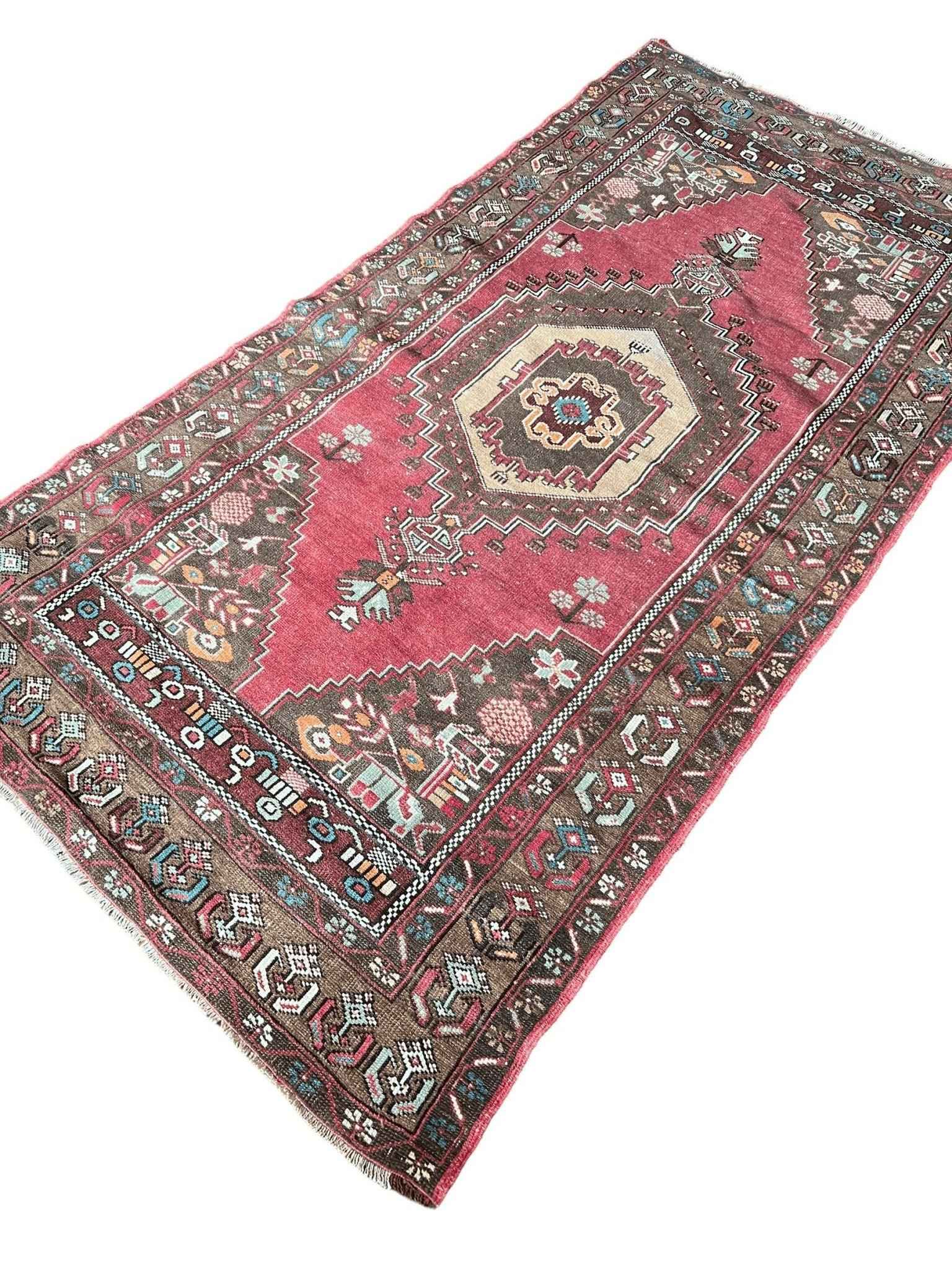 Turkish Yahyali Rug | 7’ 9” x 4’ 2”