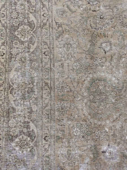 Vintnge Tabriz Rug |  9' 2" x 12' 11"