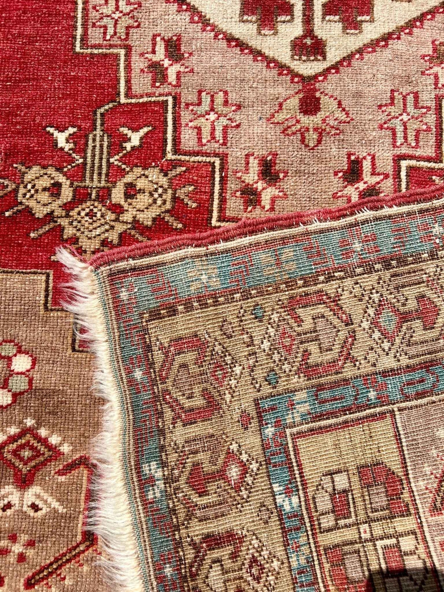 Yahya | 4' x 7' 2" | Turkish Yahyali Rug